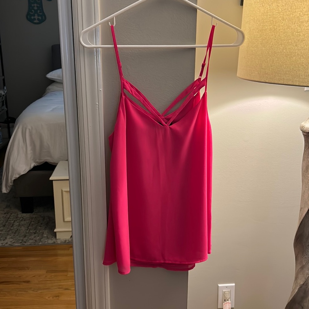 Pink tank top small